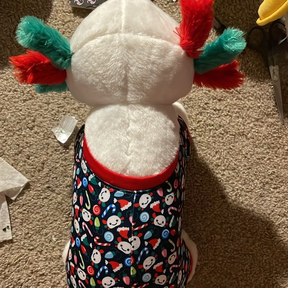 Build a bear Christmas axolotl - Picture 2 of 6